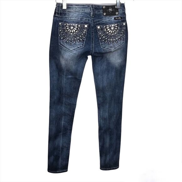 Size 25 Miss Me Signature Rise Skinny Jeans - Picture 2 of 14